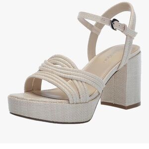 Calvin Klein Lailly in Light Natural